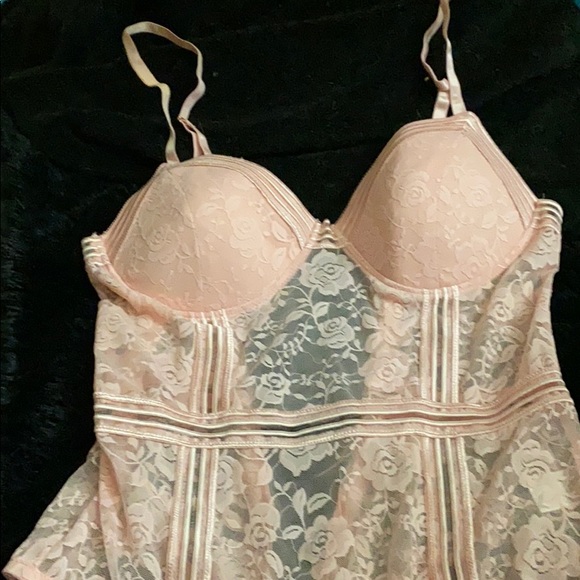 1 piece “leotard” style underwire zip up lingerie - Picture 6 of 8